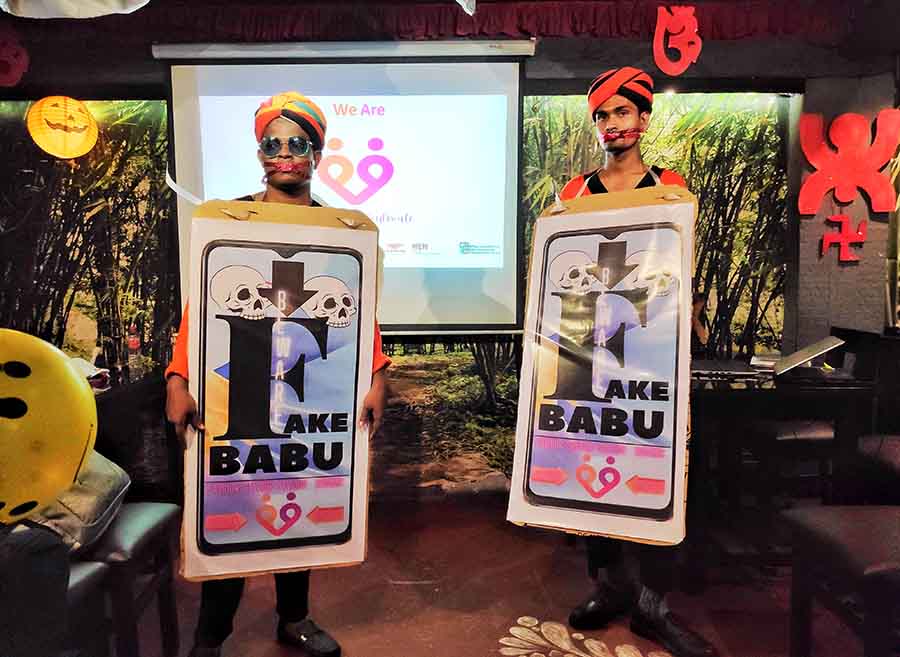 An app named Searching Soulmate was launched at ‘Bhooter Raja Dilo Bor’ restaurant at Jadavpur on Wednesday. Led by an all-woman team, Searching Soulmate is a new social platform to protect the younger generation from fake posts and cyber malpractices. During the launch, the makers said Searching Soulmate would have a philanthropic approach to the society  