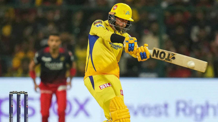 Devon Conway (CSK): Having watched his opening partner Ruturaj Gaikwad pile on the runs so far this term, Conway turned on the style from his end against RCB in Bengaluru. In excellent batting conditions, his 83 off 45 balls, with half a dozen fours and the same number of sixes, was immensely watchable 