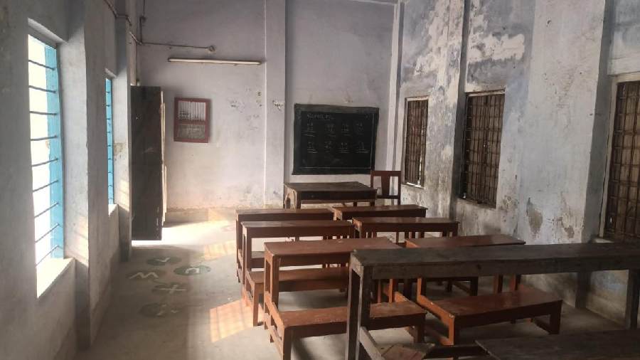 A classroom in Subhas Pally Netaji Udbashtu Prathamik Vidyalaya early this year
