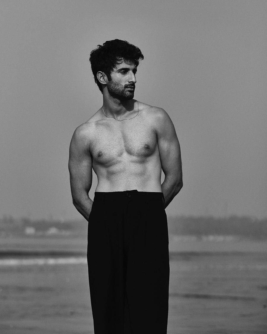The actor shared a shirtless photo of him on the beach on his last birthday, showing off his toned abs. 