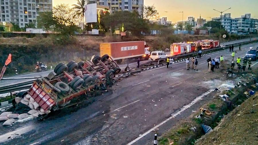 Ayush Prasad also stressed on the importance of reporting about rash and negligent driving to police. If you notice someone driving in a rash manner, maintain a safe distance and call the police to report it, he added.