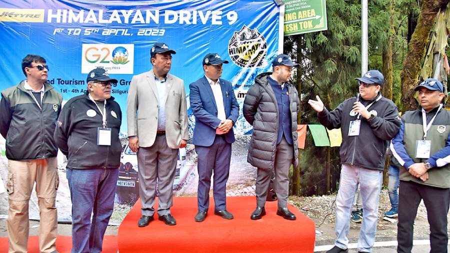 Sikkim minister for power M.N. Sherpa (third from left), Sikkim minister for public health engineering Bhim Hang Subba (fourth from left) and Soreng MLA Aditya Golay (third from right) flagged off the third and the final leg from Ganesh Tok in Gangtok. And there was a band playing in sync.