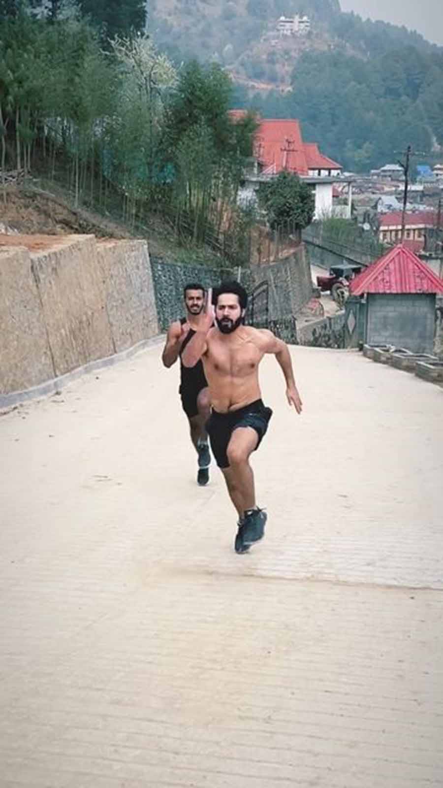 The actor also sprinted a lot during the shoot of Amar Kaushik’s Bhediya. 