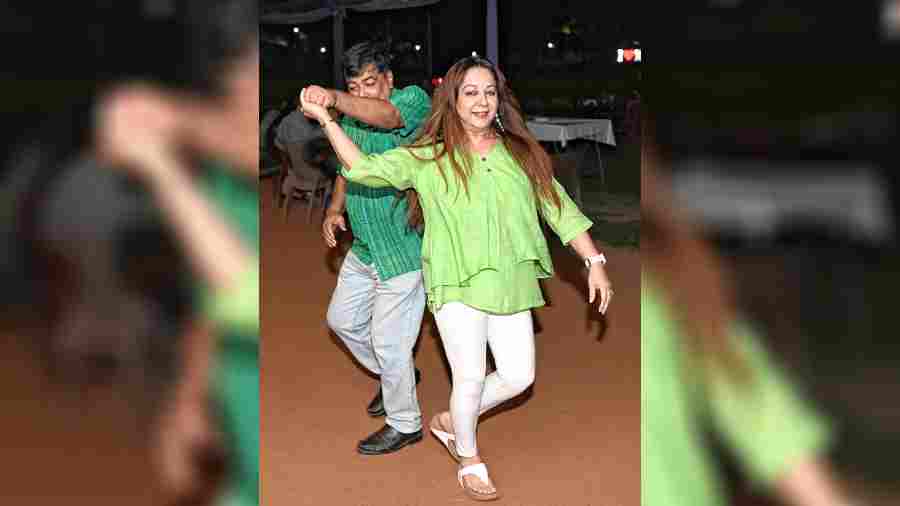 Members Badsha Gupta and Ayushi Agarwal broke into a shimmy when the DJ took over the console