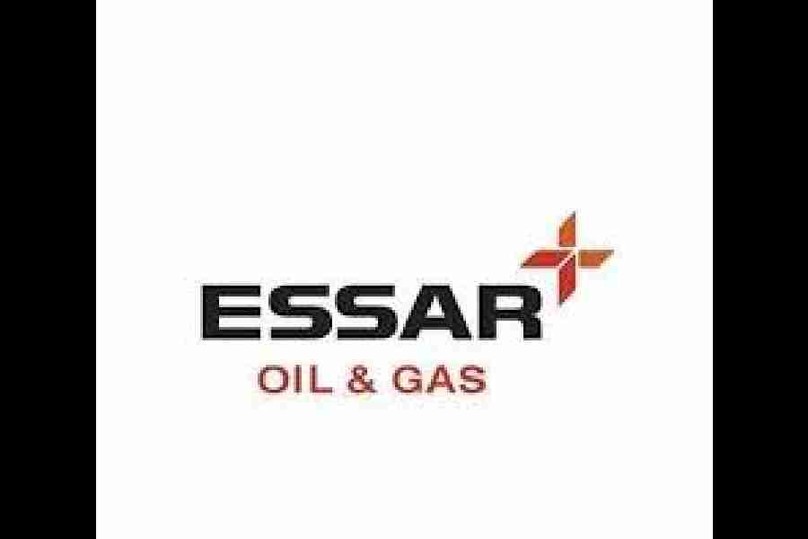 India's Essar Oil picks Trafigura, BP for $1 billion oil-backed loan | Arab  News