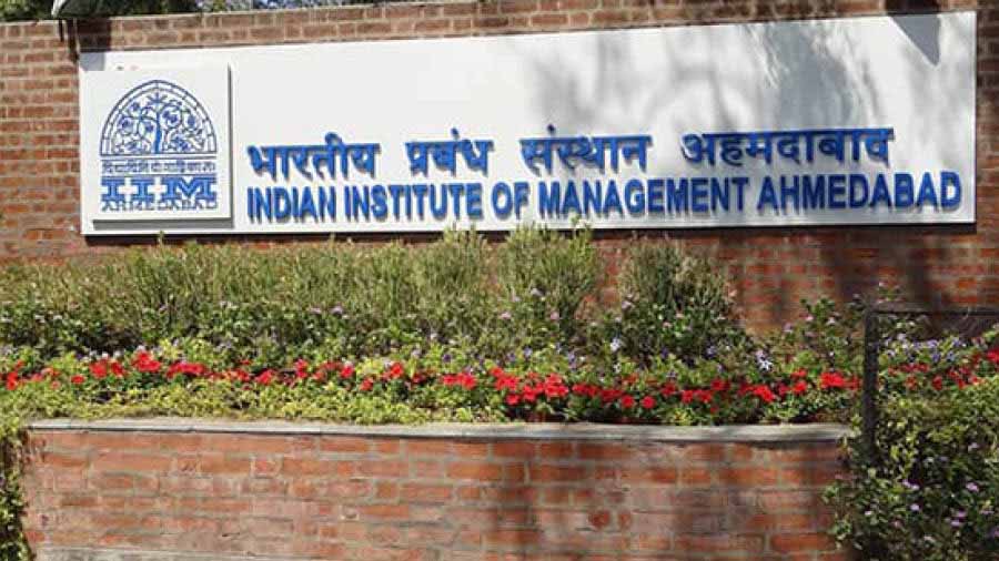IIM Ahmedabad tops the list of Indian MBA colleges on CollegeSearch