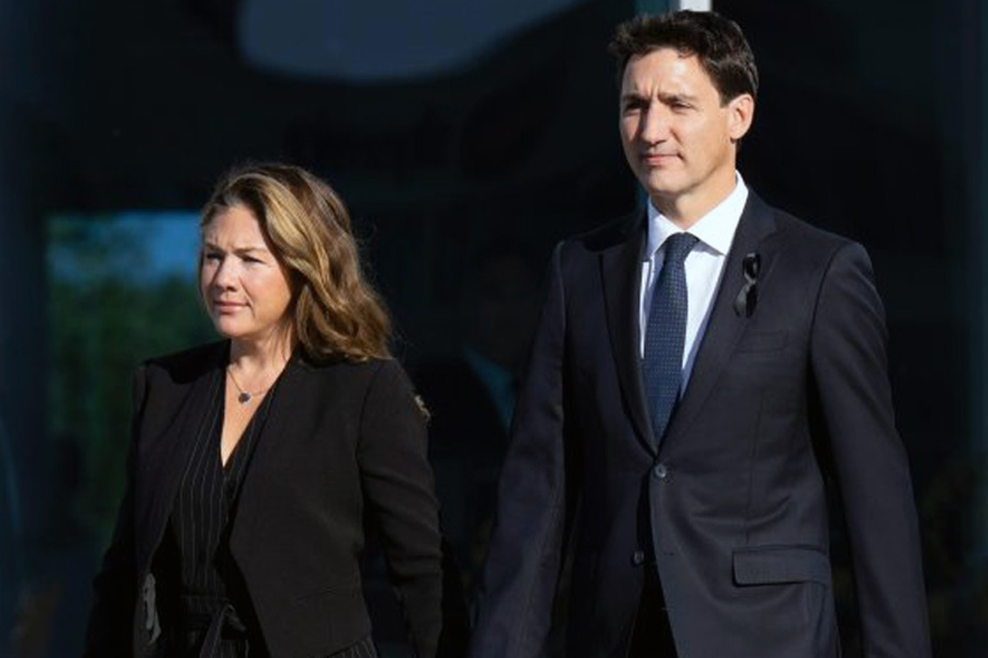 Justin Trudeau | Canadian Prime Minister Justin Trudeau And Wife Sophie ...