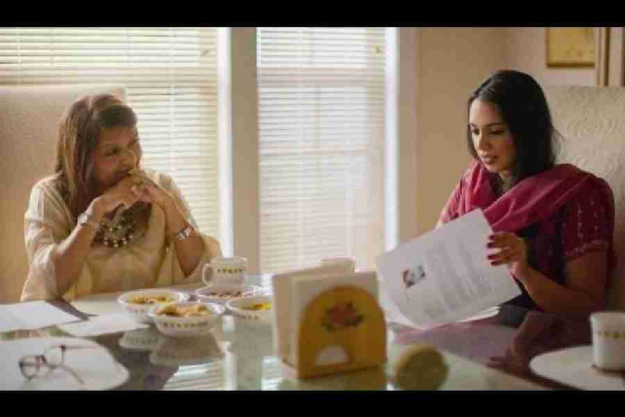 Sima Taparia (left) in Indian Matchmaking on Netflix