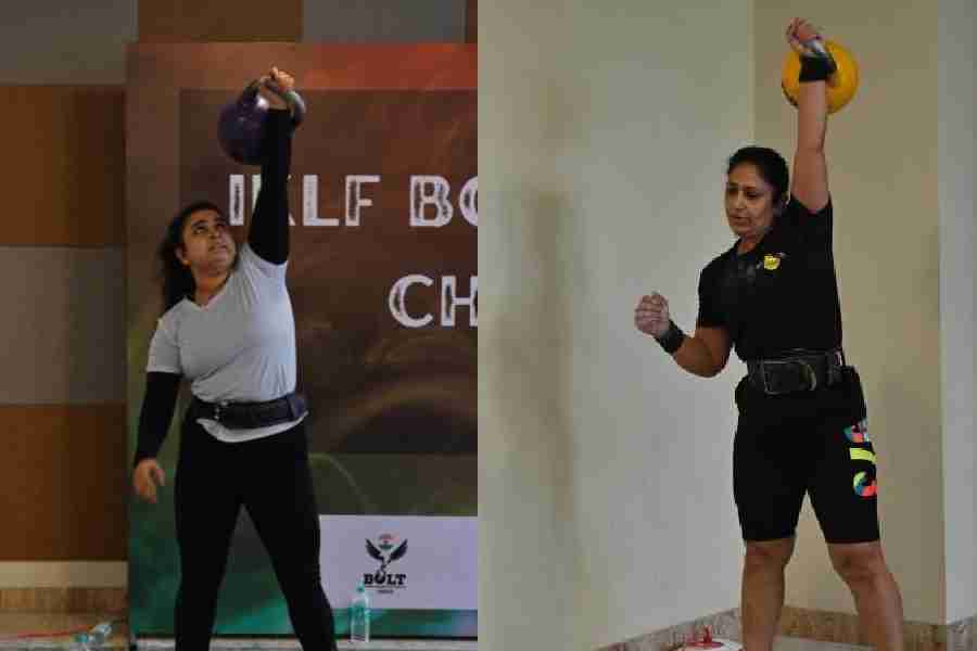 (l-r) Roquia Begum participates in the female medium-weight, Open, KT1 category, Shalini Singh participates in the female medium weight, Masters, KT1 category