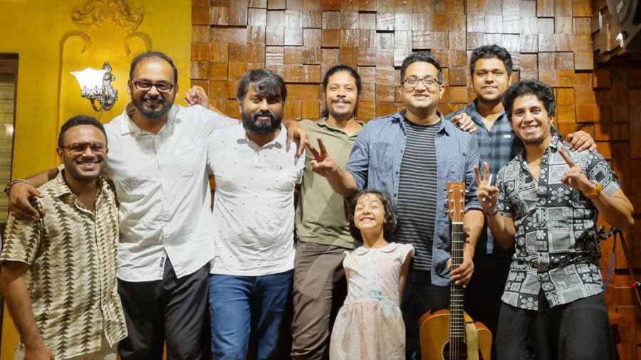 In-house and city-based rock band, Punch, along with (third from right) acclaimed singer Shayok Banerjee of Cactuss and Lakkhichara fame 