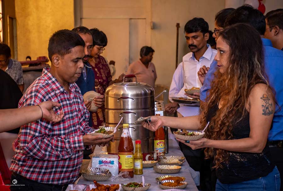 FEAST OF FLAVOURS: Snacks like Wontons, Chilli Beef, Chilli Pork and ‘Anglo-Indian special’ Tongue Roast flew off the counter, washed down with free-flowing tipple that kept everyone in high spirits 