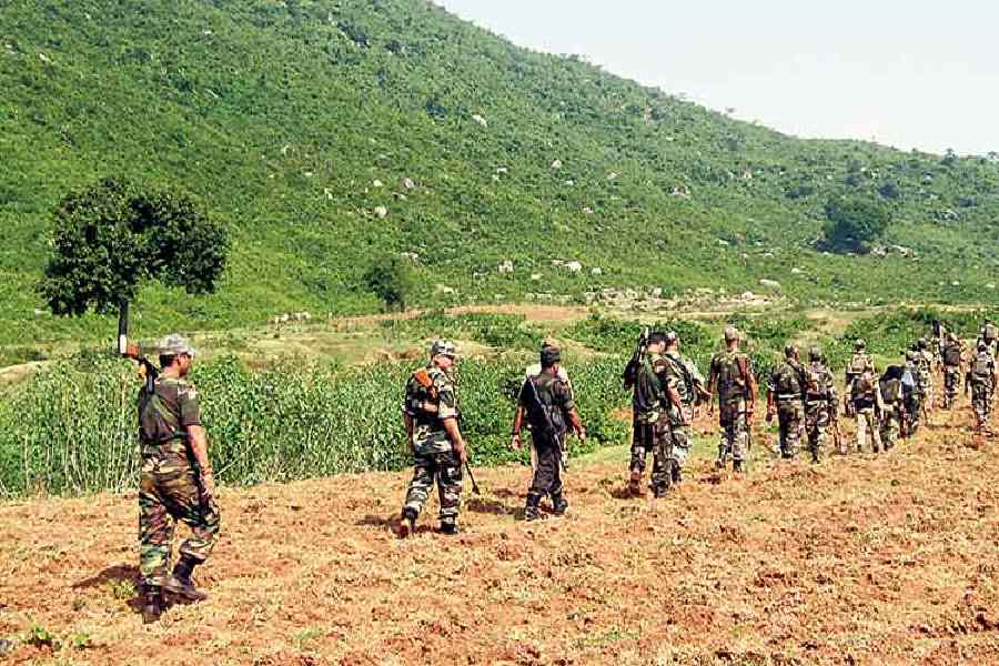 Martyr | Jharkhand: CRPF Jawan Killed, Another Injured In Encounter ...