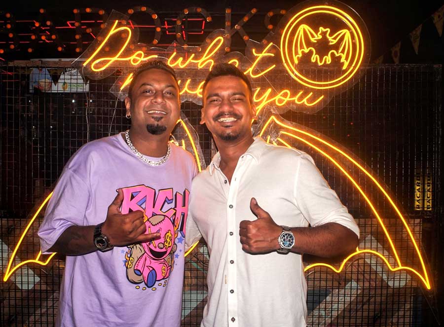 HEY, MUSICIANS: DJ Xavier (left) and Blues musician Saul Samuel were spotted at the event, enjoying a night of house music 