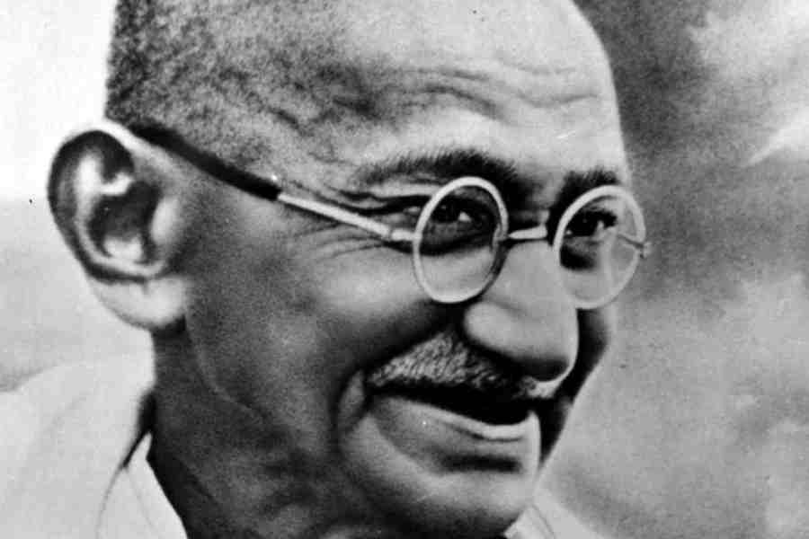 Mahatma Gandhi: Rare pencil portrait of Mahatma Gandhi, worth over £8,000,  and his hand-written letters to go under the hammer - The Economic Times