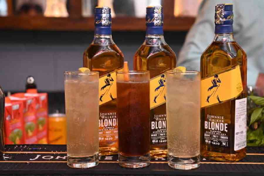 The USP of Johnnie Walker Blonde is its versatility. This 'Made to Mix', bold and bright whisky is ideal for making cocktails for any occasion. We tried Blonde &amp; Lemonade (a zesty drink made with the Johnnie Walker Blonde and classic lemonade), Blonde &amp; Cola (an interesting Johnnie Walker Blonde topped with fizzy cola) and Blonde &amp; Tonic (a sundowner-appropriate cocktail with the whisky and tonic).