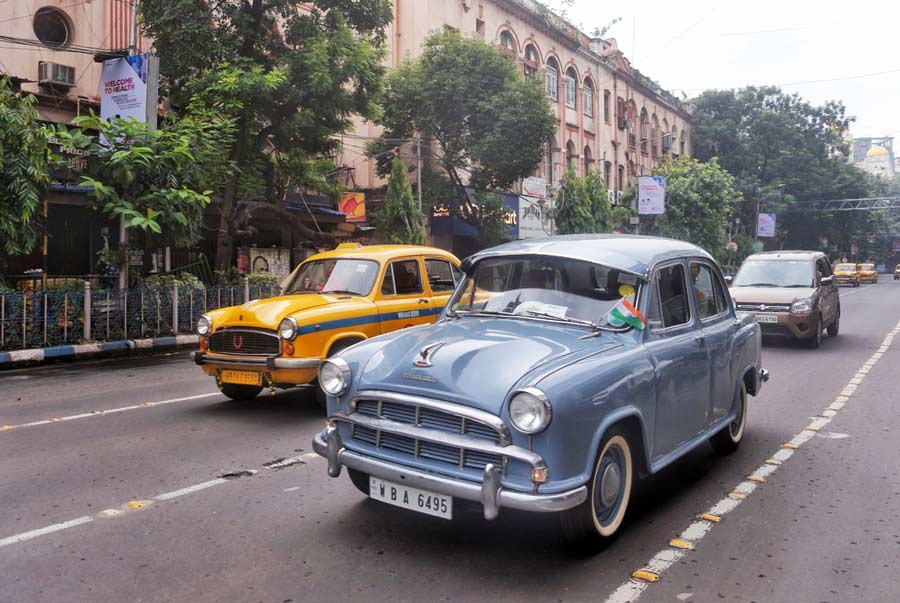 Nothing beats the charm of an old-school Ambassador. Probably that’s the reason Baldev Majumdar has retained this 1960 Ambassador Mark 1. This original single-owner automobile has been in his family for decades and now it is a rare car to own 