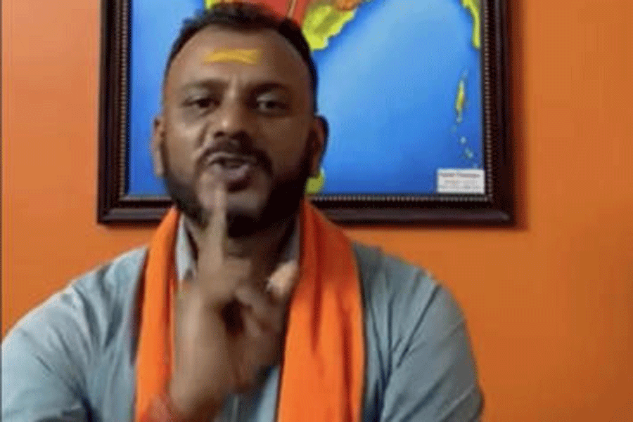 Footage from the threat video shared by Prakash Raj.