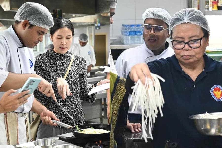 (L-R) Consul Napacharapat Kulrakampusiri helps IIHM students; Chef Samrong Chanfalueam demonstrates cooking a dish