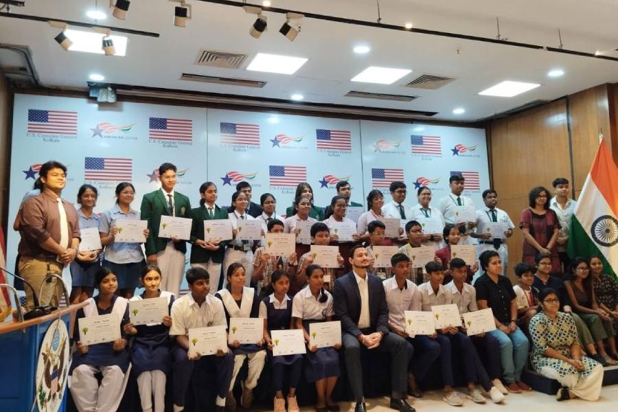 Students get certificates after taking part in creative workshops, planting saplings in  Hingalganj and raising their voice for climate action at American Center. The event was conducted by Living Waters Museum in association with US Consulate, Calcutta