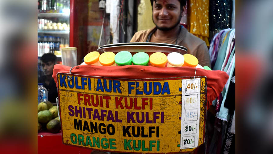 While ‘malai’ and ‘kesar pista’ are traditional flavours, kulfis and ‘faloodas’ are now available in an array of flavours, even in street-side stalls