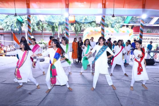 Following the flag hoisting and march past, the school and college students performed patriotic songs, dances and recitations reflecting the spirit of independence and unity.