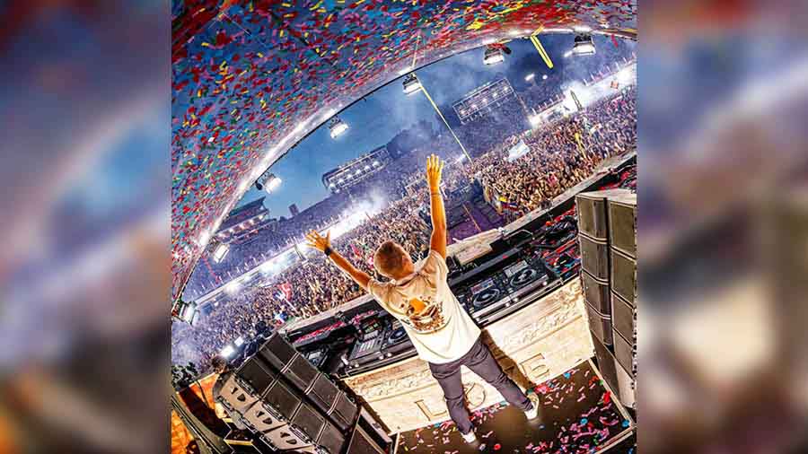 Van Buuren live at Tomorrowland 2023 