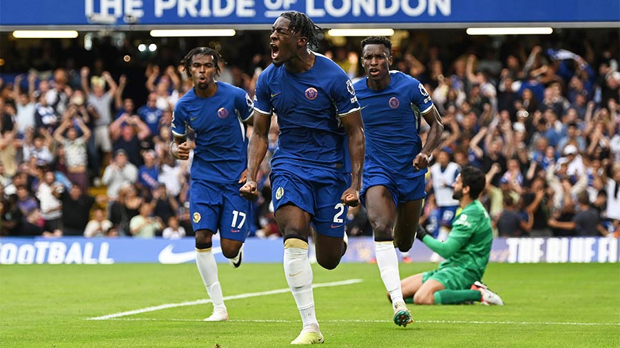 Chelsea came from behind to share the spoils with Liverpool on the Premier League’s opening weekend