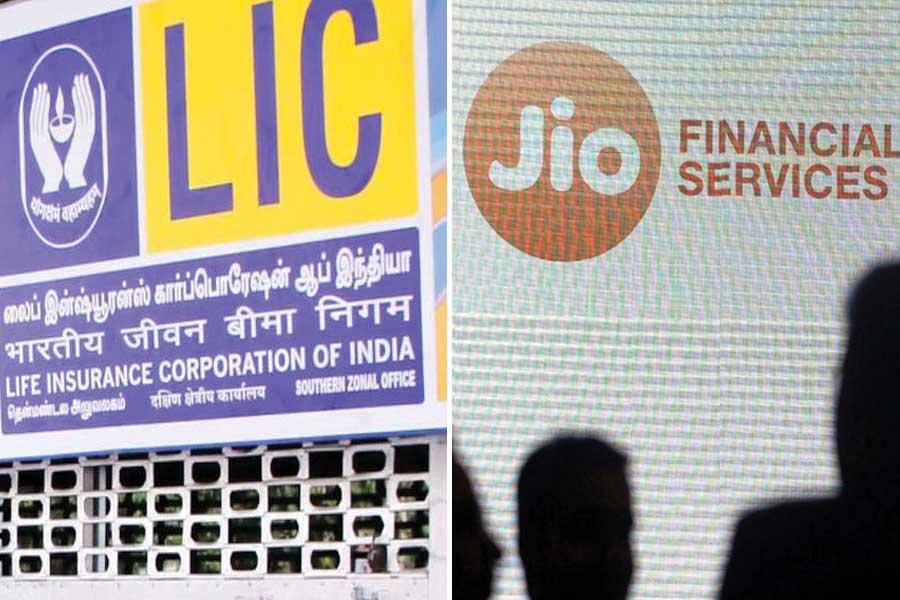 Jio Financial Services Ltd | Life Insurance Corporation Acquires 6.66 ...