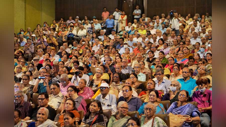 At present, Pronam has over 20,000 senior citizens as members, hundreds of whom were present for the event