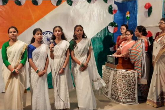 Students of the school sang patriotic songs on the occasion
