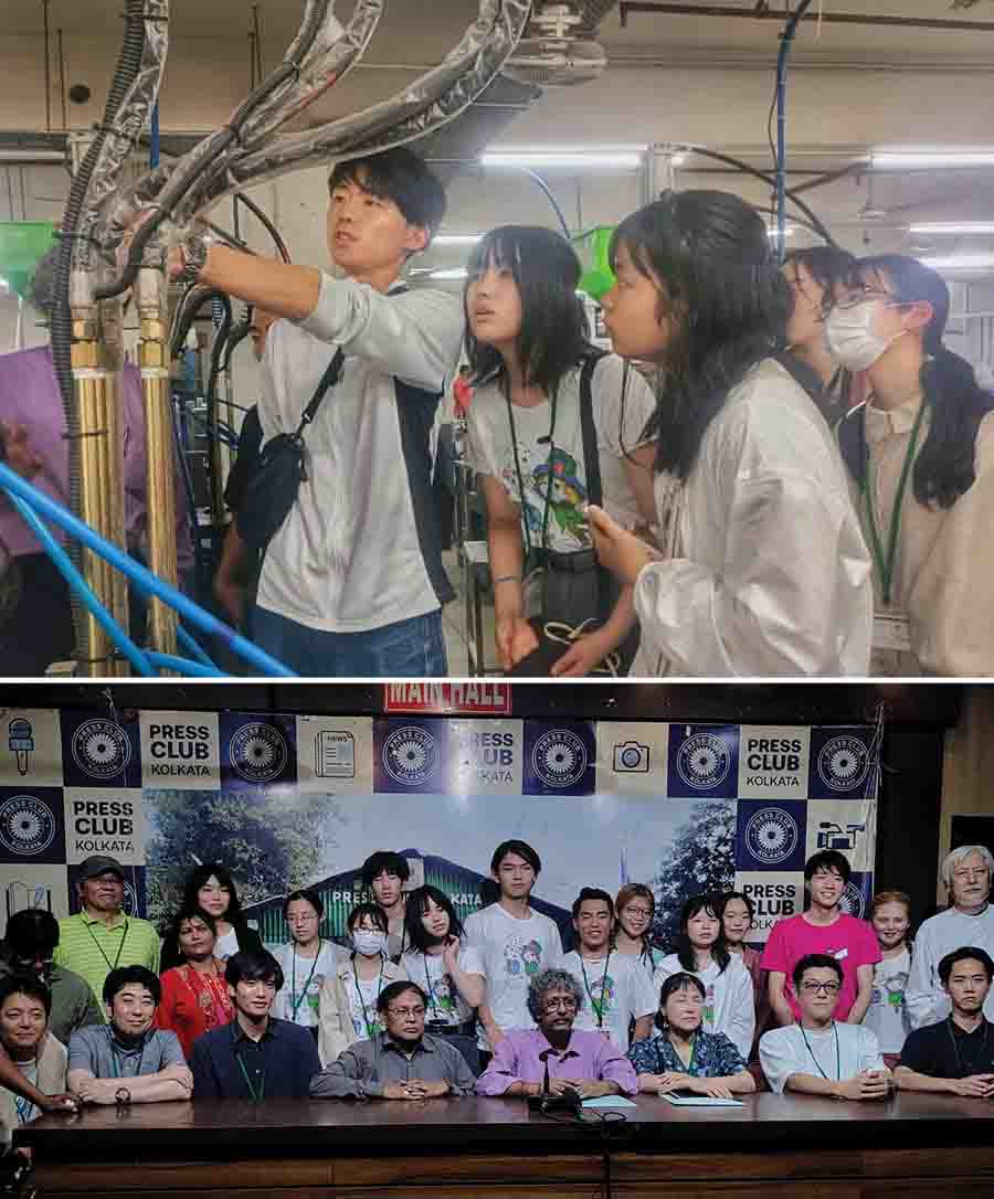 About 20 students of middle and higher classes from Japanese schools visited Kolkata on Tuesday as a part of the SDGs Leadership Development Programme among the youth. Students of about 40 high schools from Kolkata and different districts of West Bengal participated in the programme held at a waste management plant in Howrah. The students from Japan and West Bengal showcased their talent through dance sequences, songs, speeches and recitation at the Kolkata Press Club  