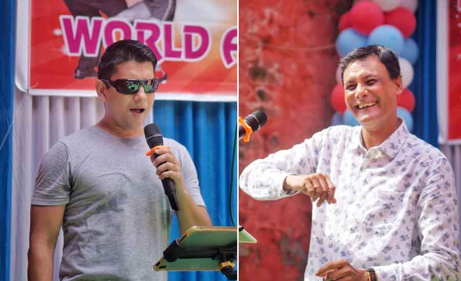 Popular local singers (from left) Shayne Hyrapiet and Christopher Lobo set the stage alive with English retro hits like ‘Ob-La-Di, Ob-La-Da’, and ‘Blue Suede Shoes’. Speaking about the Anglo Indian community in Kolkata, Lobo said, “The community is diminishing as many choose to settle abroad. Anglo Indians are a hard-working and good-hearted bunch. For instance, if someone comes to Bow Barracks, they are welcome at everyone’s home”