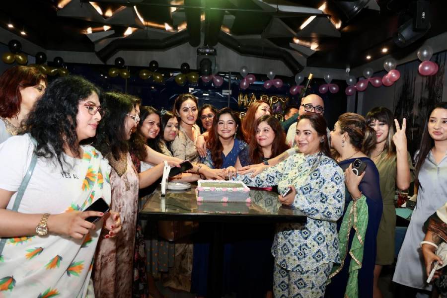 The Friendship Day celebration also saw a cake-cutting moment