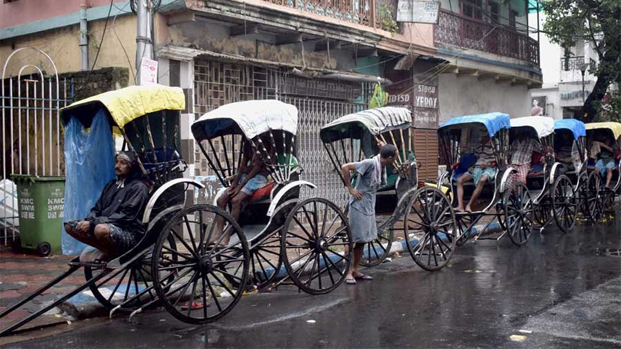 Most rickshaw pullers in Kolkata do not have the choice of occupational mobility 