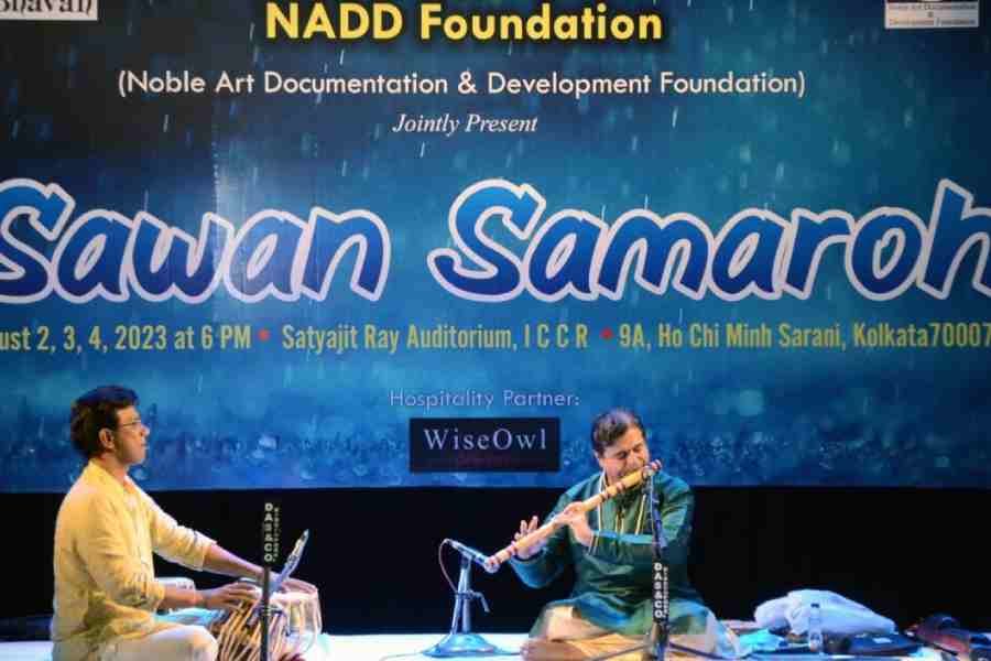 Alankar Singh demonstrated the application of ragas in gurbani kirtan. Chetan Joshi’s flute recital in Madhu Malhar (picture, right) enchanted the audience with a seamless blend of appropriate notes and melody.