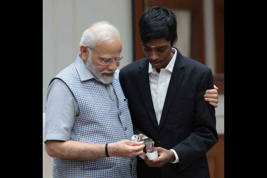 PM Modi meets R Praggnanandhaa after India chess star's remarkable