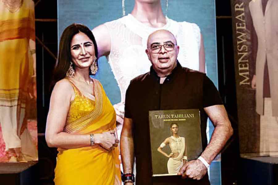 Katrina Kaif at The launch of Tarun Tahiliani: Journey To India Modern, in Mumbai
