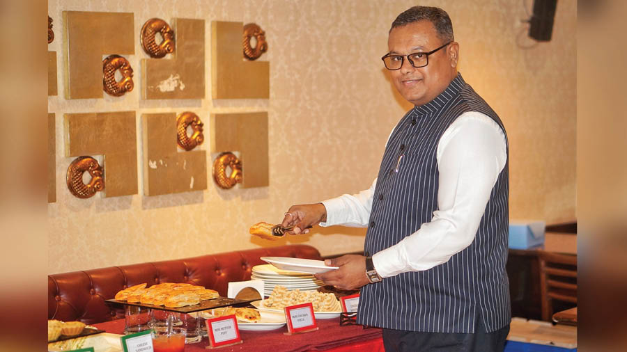Speciality Restaurant's Ankur Kishore Mandal picks up Dariole's savoury special — the Kosha Mangsho Puff