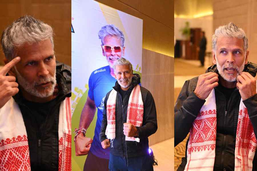 “I’m really happy to be back and this time I’m here for the JBG Kolkata World 10K and I’m really excited to run on the streets of Calcutta. I’ll be running 10km and so glad that thousands of people participated in the run,” said Milind Soman