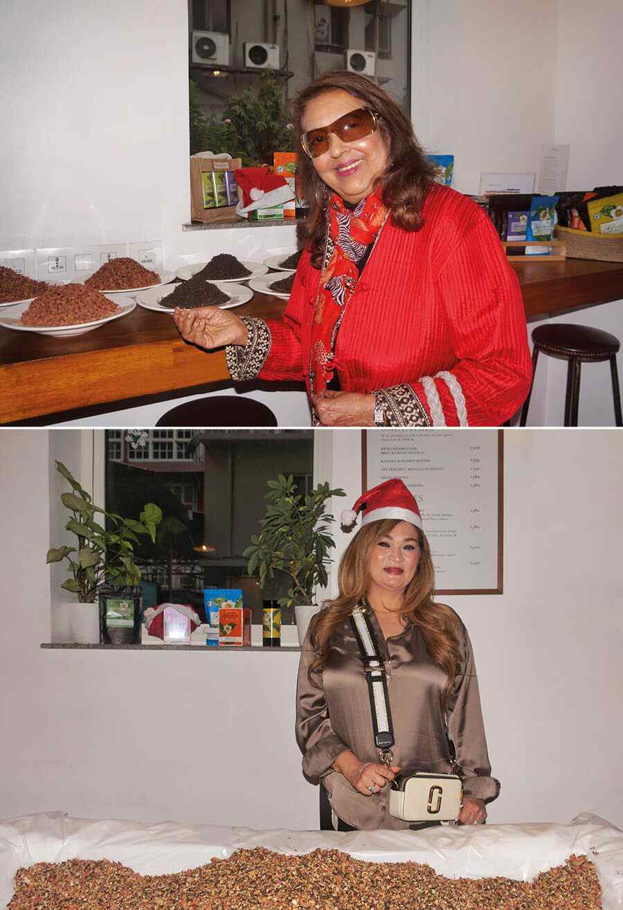  (Above) Rita Bhimani, author and public relations expert took a sip of the Glenburn’s Christmas tea post mixing and said, “It has a fine taste that represents the spirit of Christmas. It is warm and flavourful.” (Below) Beauty expert Bridgette Jones, who was also spotted at the event, said. “It is always fun to be at a mixing event and this was unique. I try to never miss an event by Shaun and today, we all soaked in the spirit of Christmas” 
