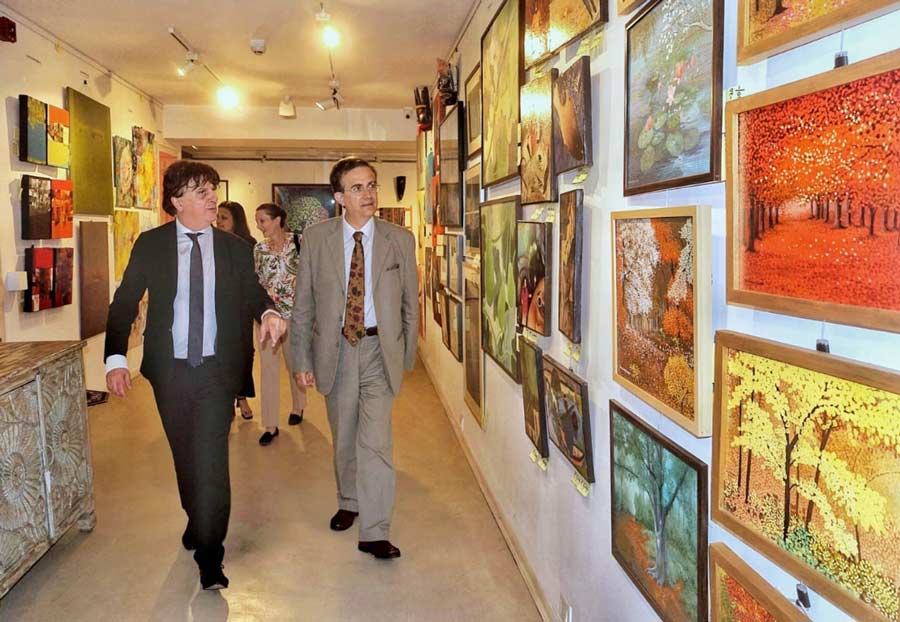 French ambassador Thierry Mathou and his wife Cecile Mathou dropped in at the CIMA Gallery Art Mela on Friday evening. They browsed through the paintings and art pieces on display and lauded Art Mela's objective of showcasing art at affordable prices. The couple took home a watercolour painting by Sankar Das  