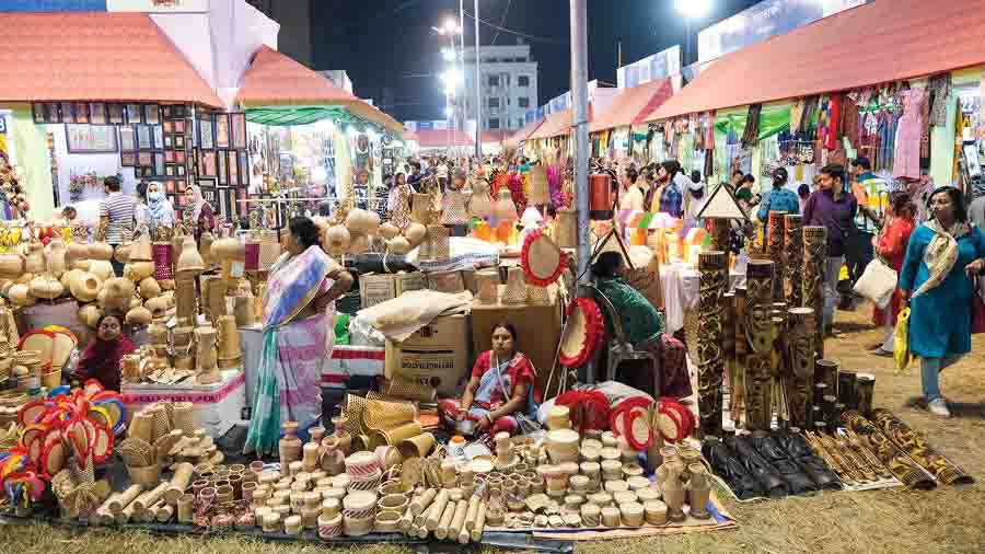 Handicrafts from across West Bengal are on sale at Hastashilpa Mela on the grounds opposite Eco Park Gate No. 1.The fair is open till December 17, 1pm to 8.30pm