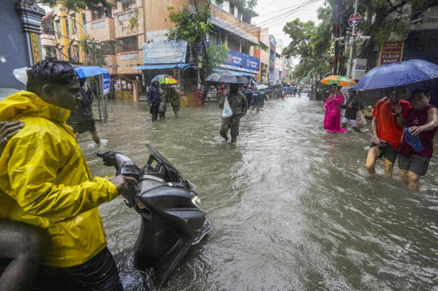 Chennai | Cyclonic Storm Michaung Kills Six People, Floods Streets And ...