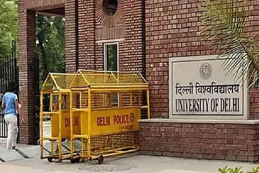 College | Delhi University begins admissions for new academic session ...