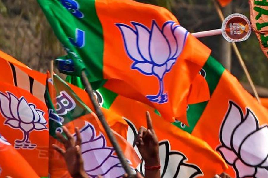 Totally undemocratic thing': Congress, AAP slam BJP over cancellation of  Chandigarh mayoral polls