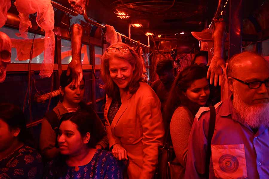Rowan Ainsworth, the Australian Consul General in Kolkata, took a ride on the tram during its inaugural run from Esplanade to Gariahat. “The dangling body parts used for decoration remind me of ‘Wolf Creek’, and are reminiscent of the wicked fun synonymous with Australian horror films,” she said