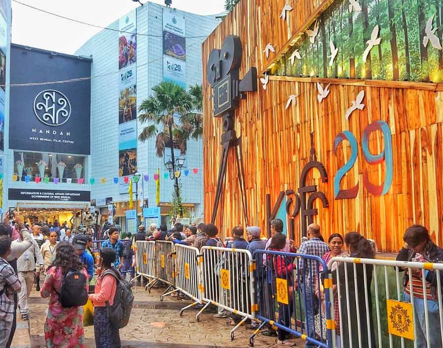 Cinema buffs visited Nandan braving the rain and chill to watch films at the 29th Kolkata International Film Festival on Thursday  