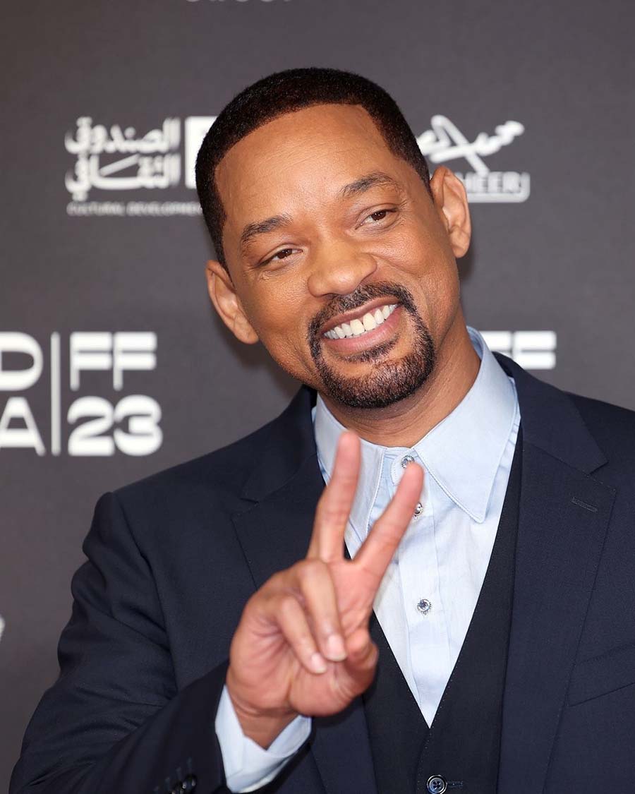 Will Smith, who showed up in a navy blue suit, won hearts with his smile at the opening ceremony of the film festival.
