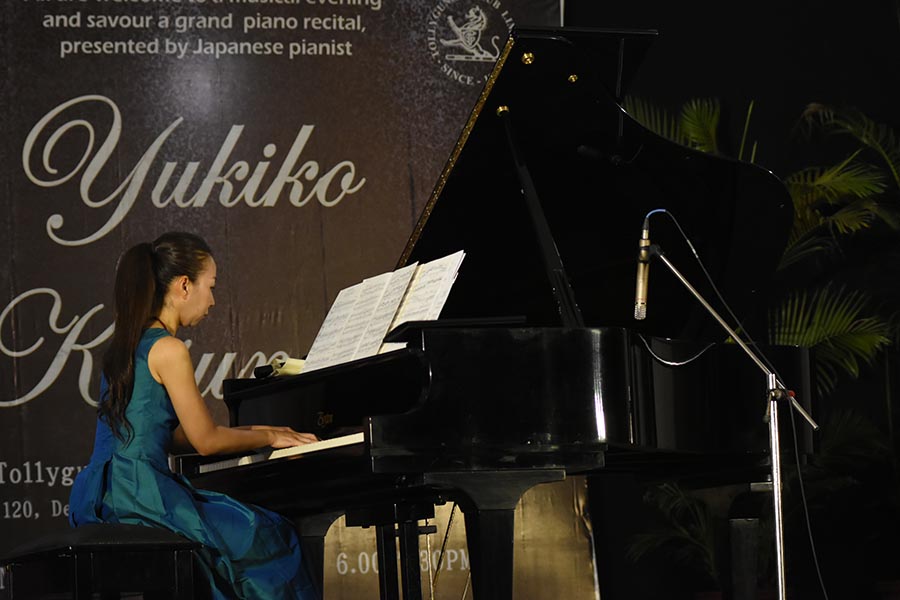  Japanese pianist Yukiko Kusunoki graced the stage on November 26 at Tollygunge Club. This noteworthy event was the result of a collaborative endeavour between Tolly Club and the Consulate General of Japan in Kolkata. During this memorable evening, Kusunoki delivered a captivating one-and-a-half-hour performance, showcasing her exceptional musical talent to the appreciative audience