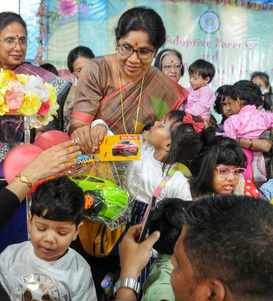 State minister of women and child development and social welfare Shashi Panja with adoptive children at the Adoptive Parents & Prospective Adoptive Parents Meet 2023 on Saturday  
